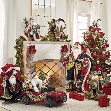 Mark-Roberts-Santa